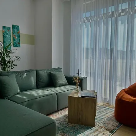 Gibel Apartmán Golem (Tirana)