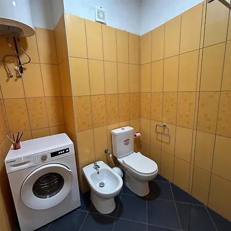 Gibel Golem (Tirana)