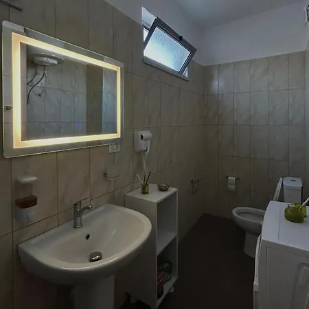 Gibel Apartment